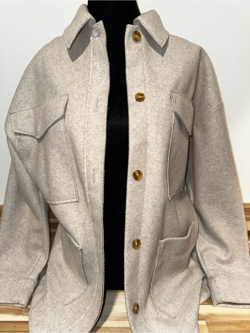 Banana Republic | Beige Oversized Shirt Jacket | M